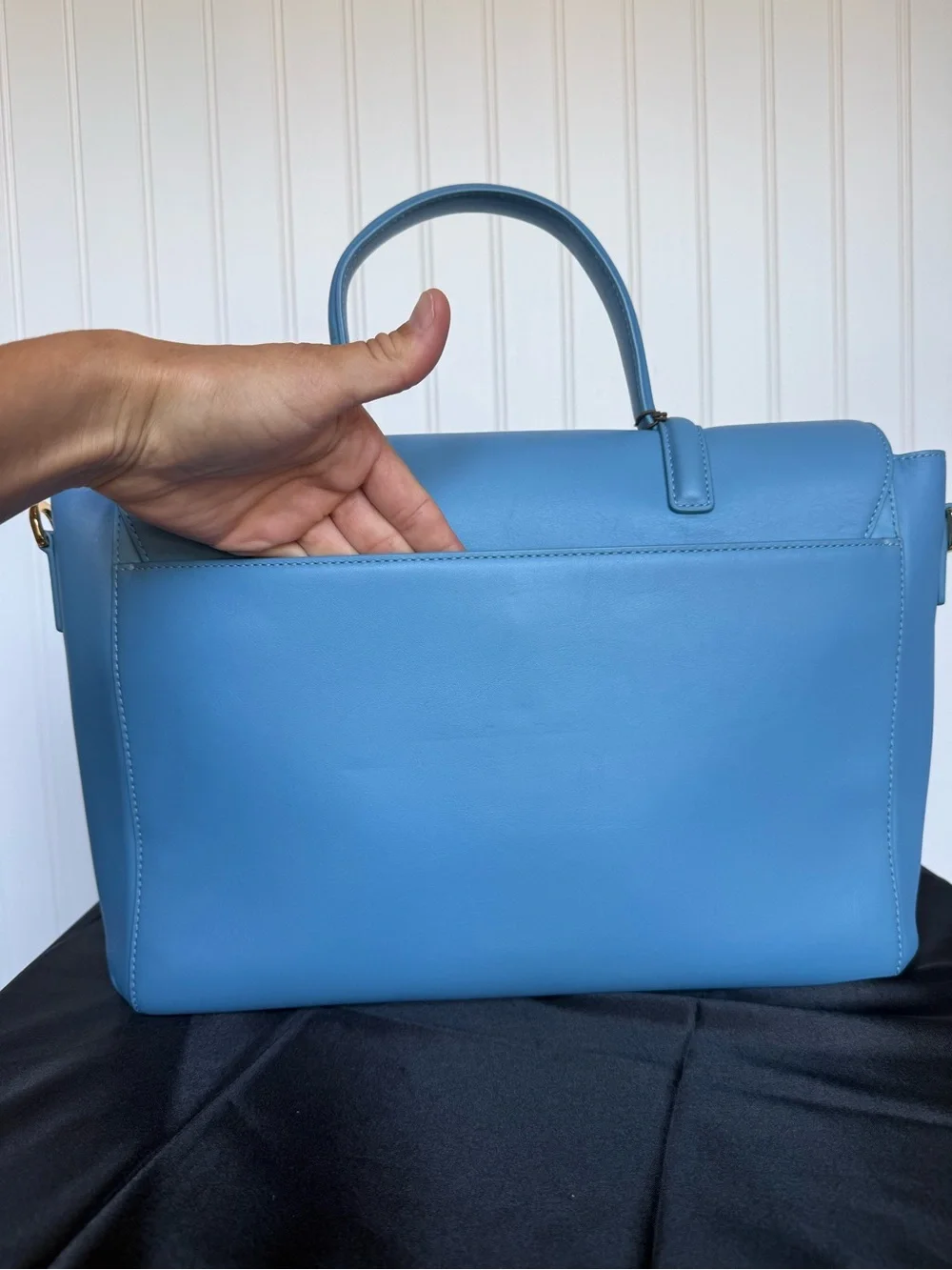 Hartmann Noviana Blue Leather Shoulder Bag Satchel with Crossbody Strap NWOT